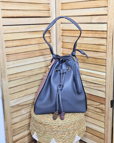 Τσάντα σαν πουγκί