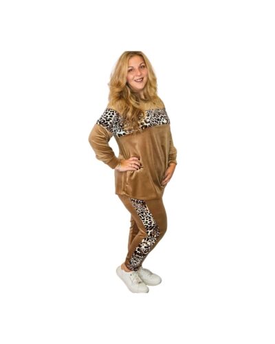 Φόρμα βελουτέ κάμελ πλάι