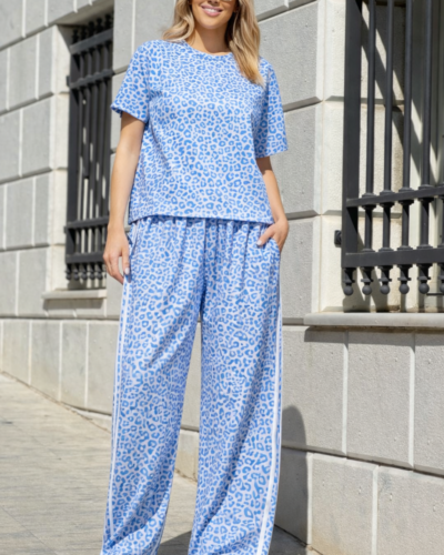 Leopar σετ με κοντομάνικη μπλούζα σιέλ